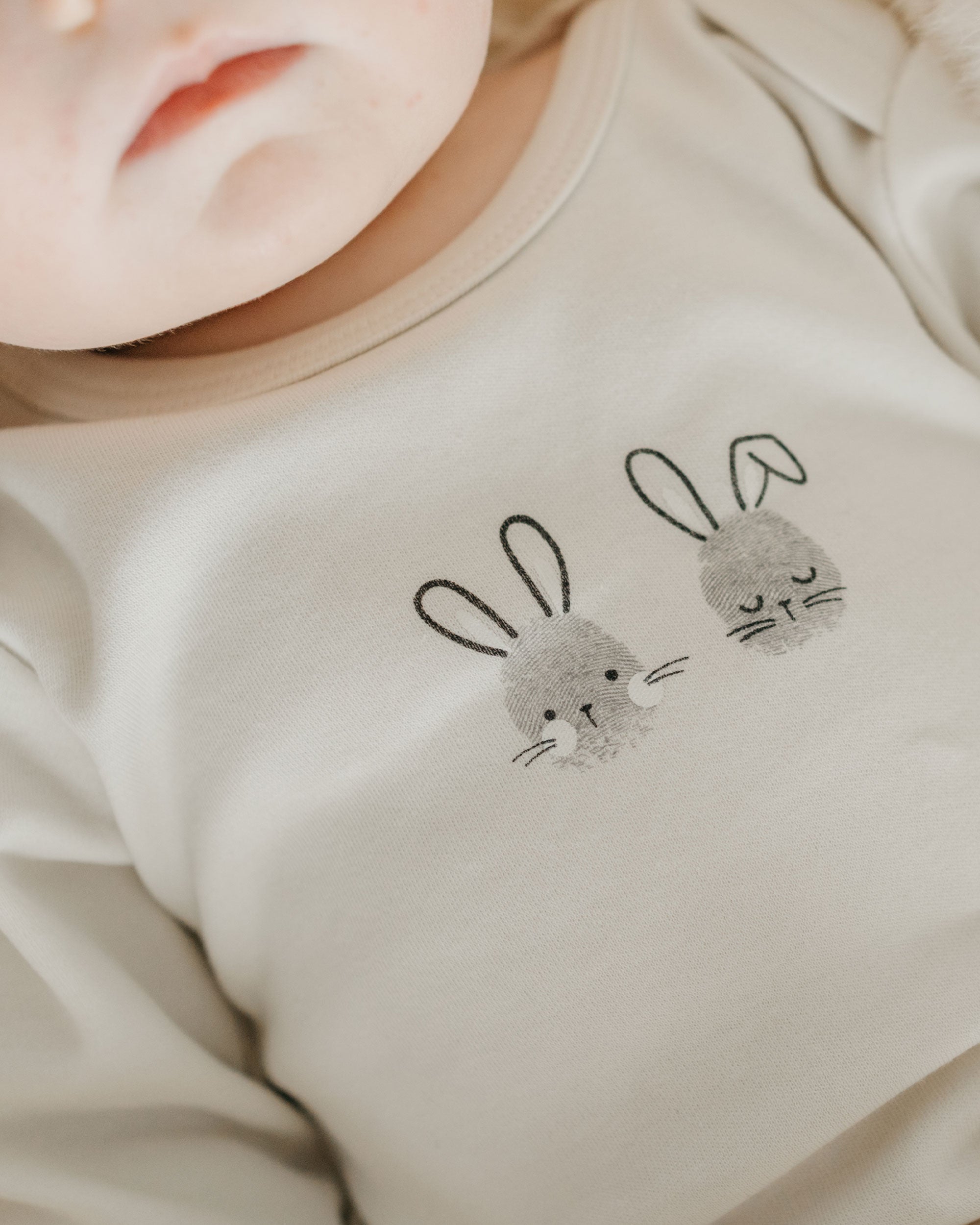 Long Sleeve Bodysuit - Fingerprint Bunnies